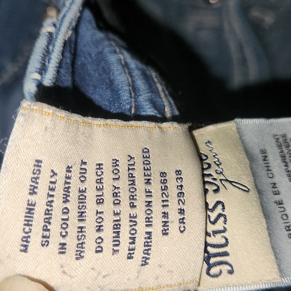 Miss Me Bling Jeans Bejeweled Embroidered - Picture 7 of 8